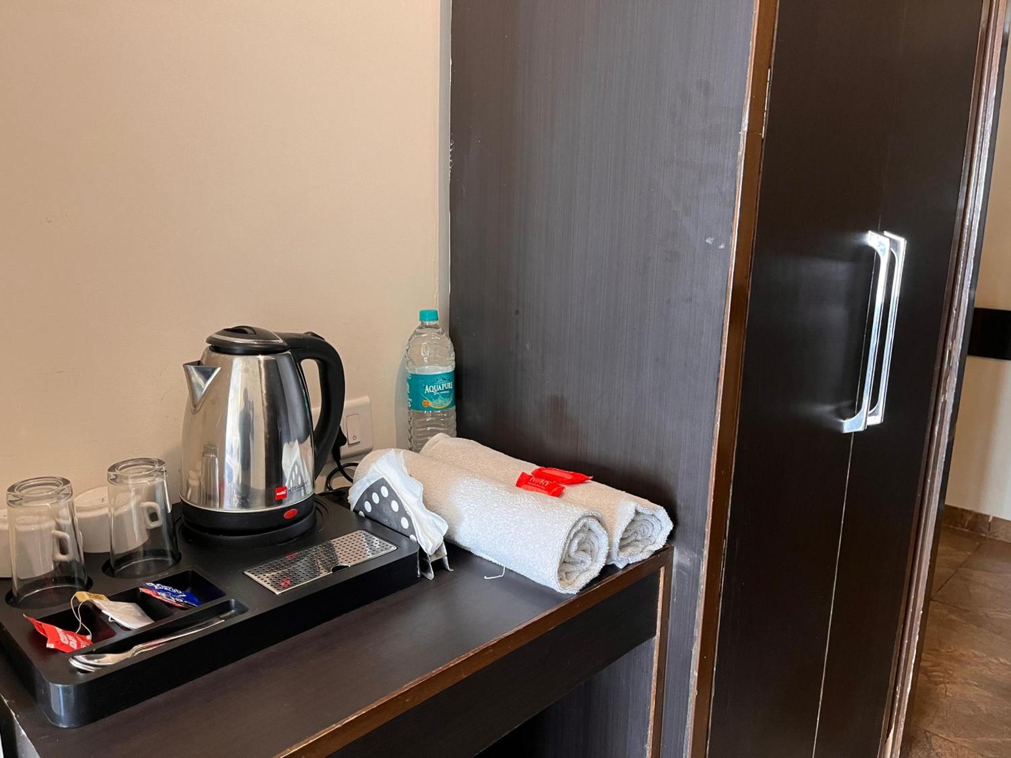 Hotel Woodlark Zirakpur Chandigarh !! Top Rated & Most Awarded Properties In Tricity !! المظهر الخارجي الصورة